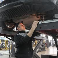 The Top 4 Reasons to Hire the Right Mechanic for Your Car Service